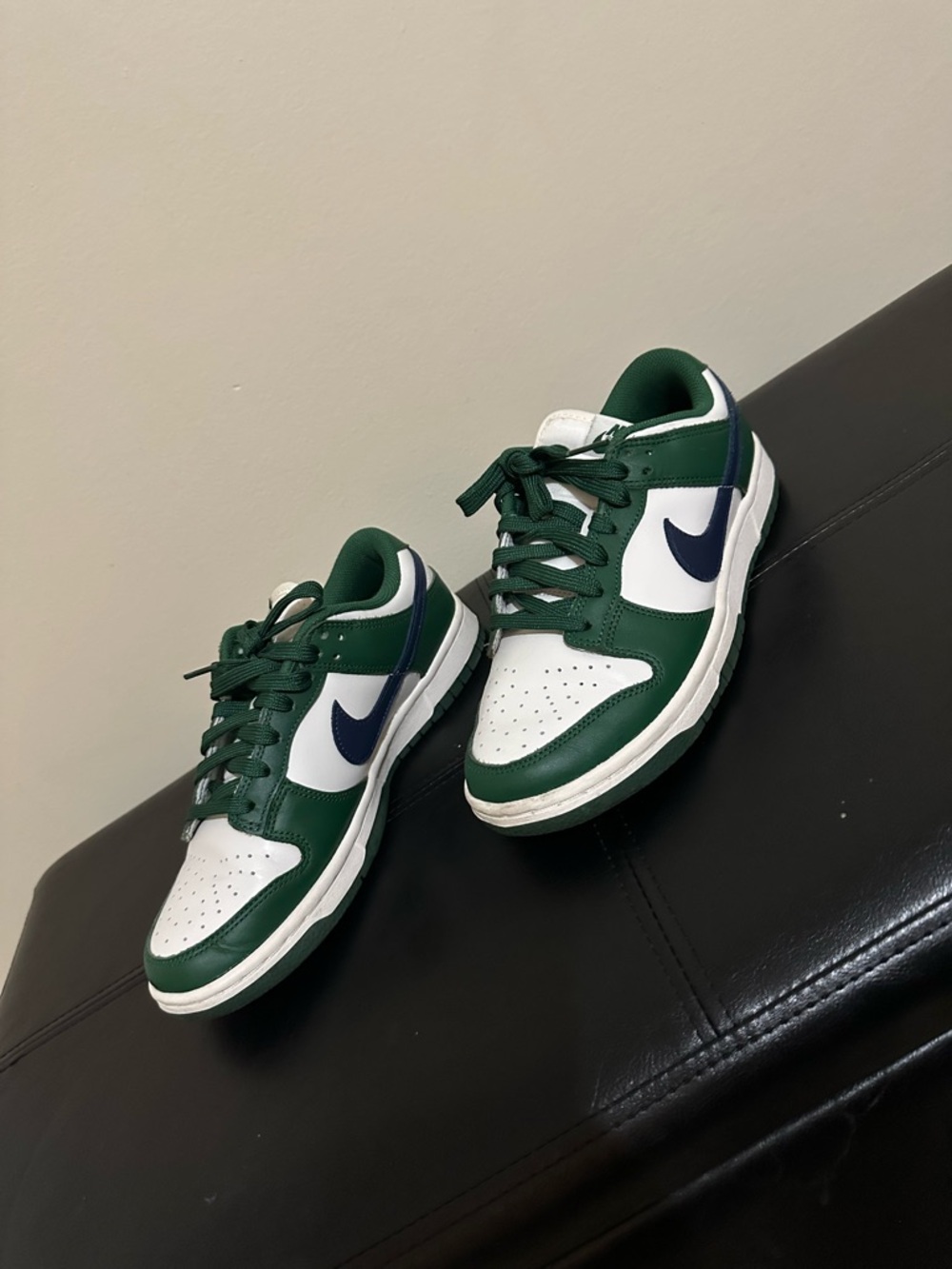 Nike Dunks White, Green and Navy Low-Top Sneakers - Picture 3 of 6